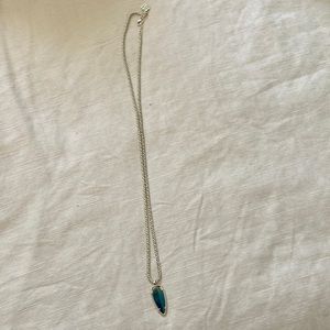 Kendra Scott necklace